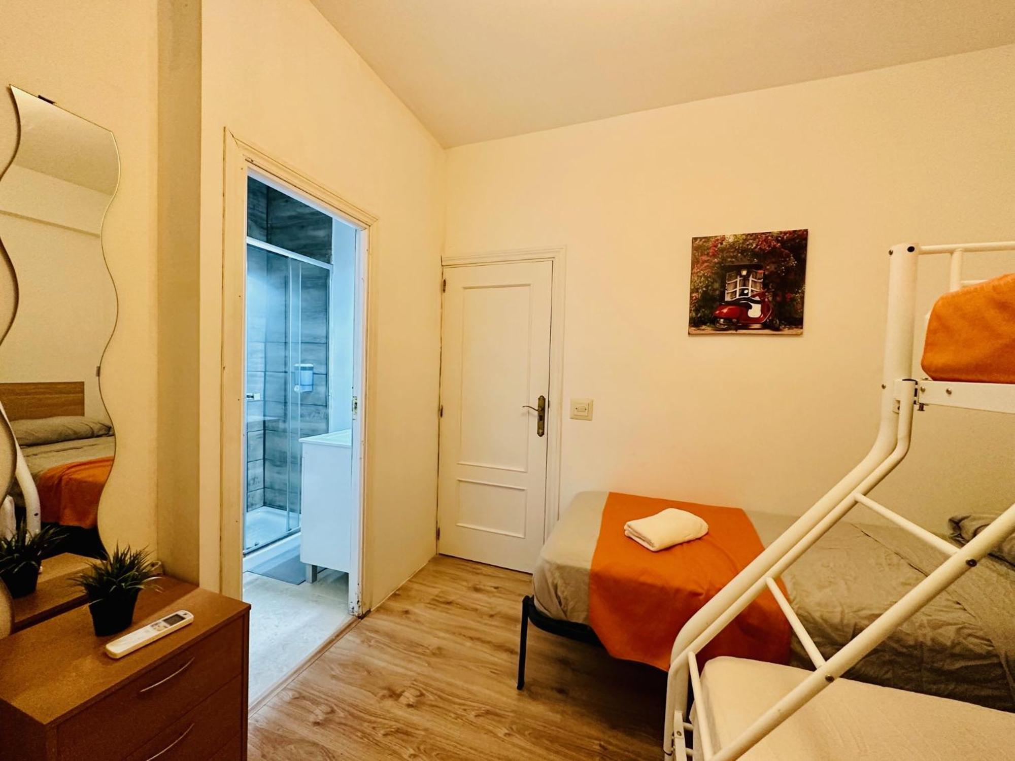 Punta Me Rooms In Madrid Downtown Exteriör bild