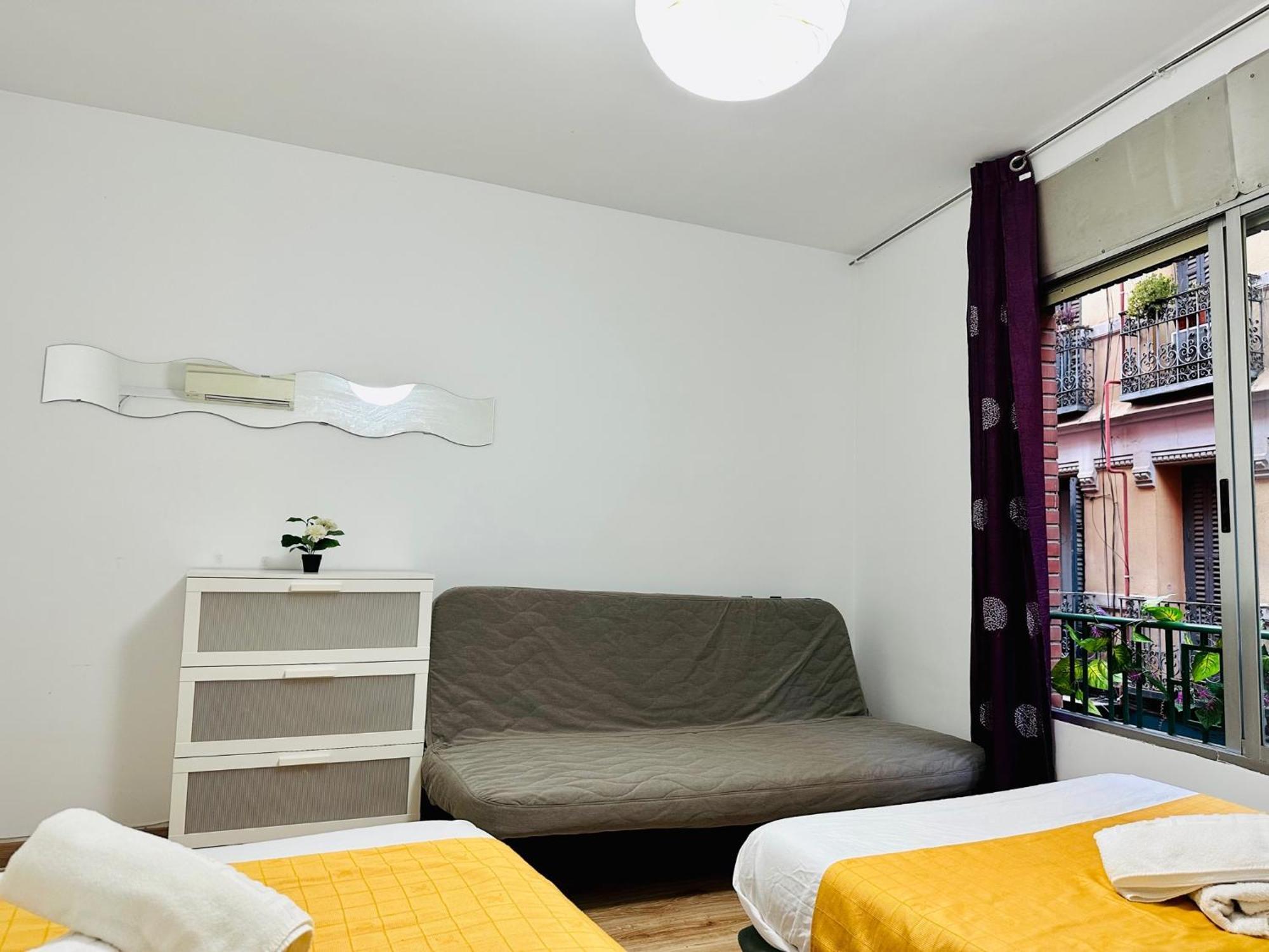 Punta Me Rooms In Madrid Downtown Exteriör bild