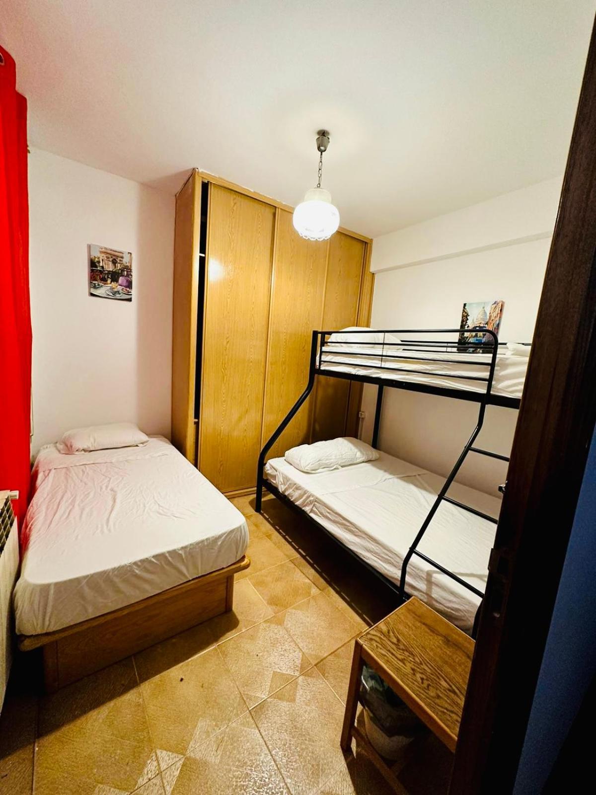 Punta Me Rooms In Madrid Downtown Exteriör bild