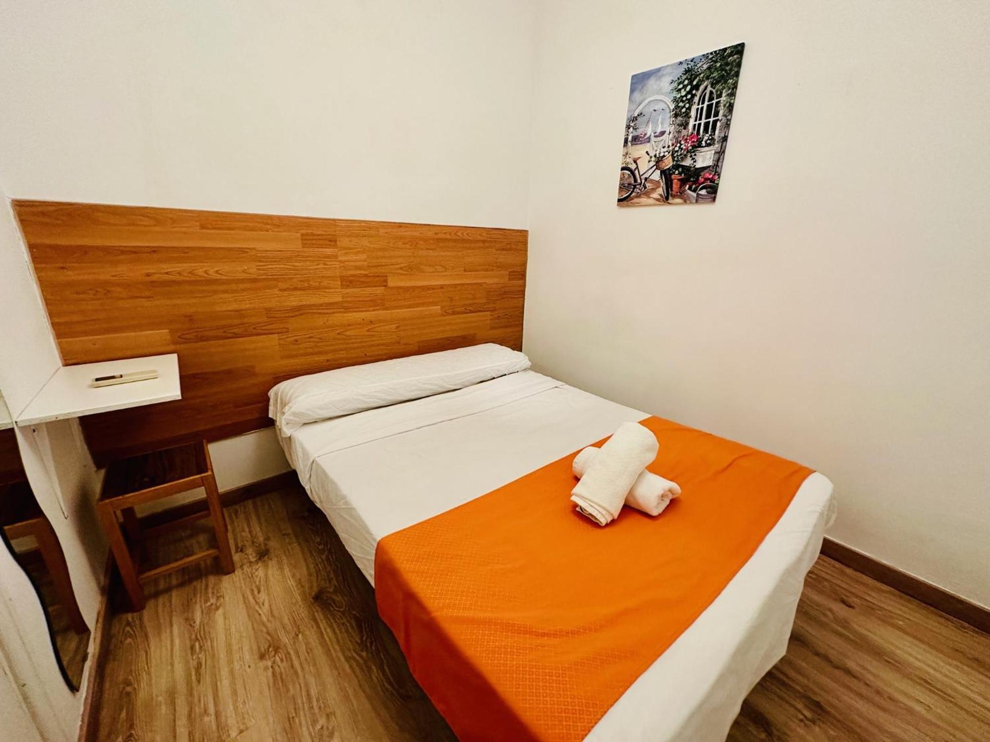 Punta Me Rooms In Madrid Downtown Exteriör bild