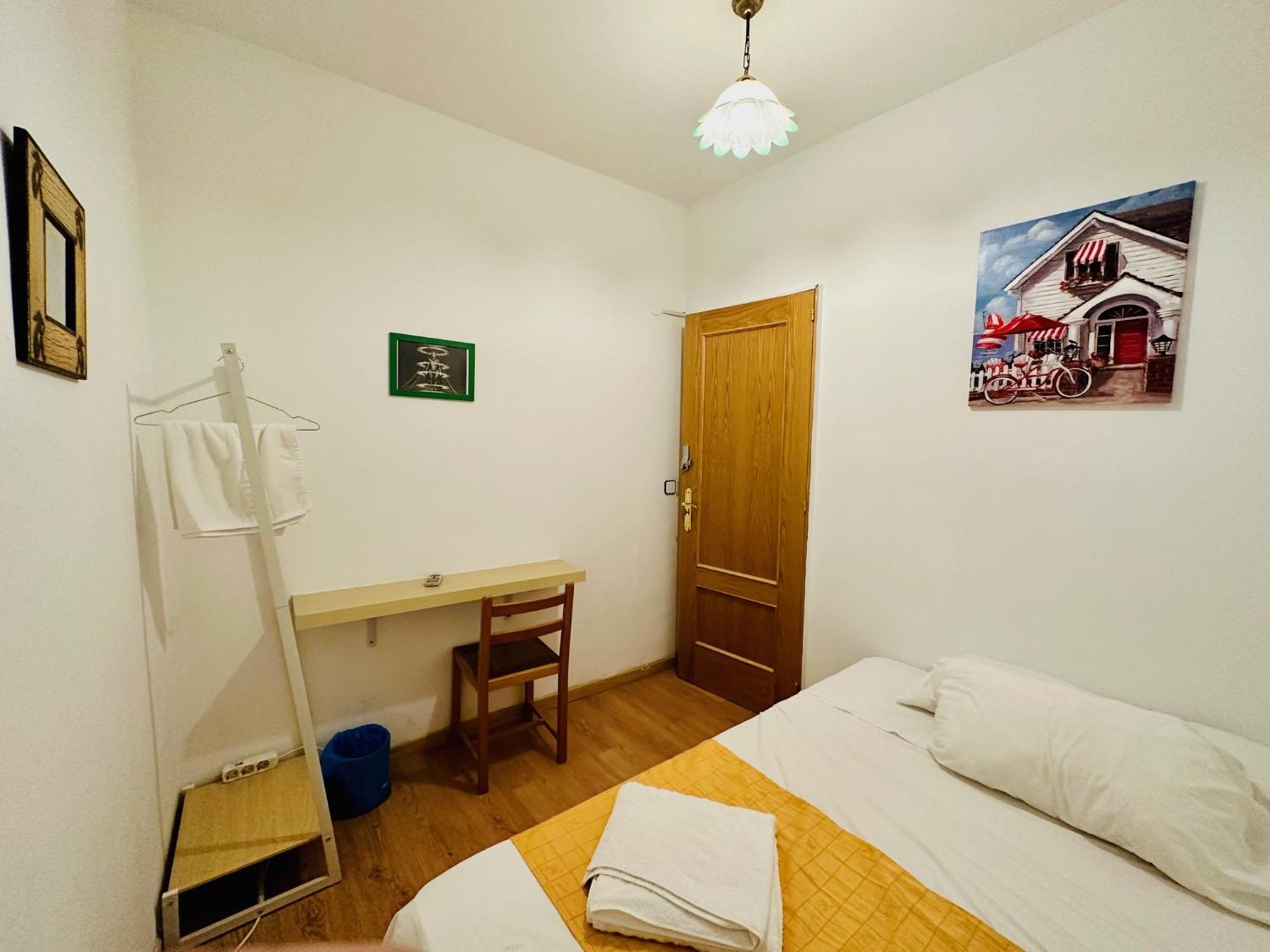 Punta Me Rooms In Madrid Downtown Exteriör bild